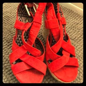 Jessica Simpson wedges